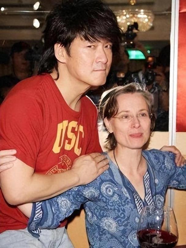 2025新澳正版免费挂牌和周华健儿子结婚与周华健儿子结婚照片和结婚照