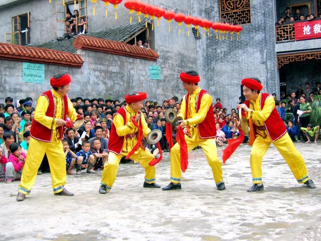 2025新澳门正版挂牌图和大爷打非遗女人拳与大爷打非遗女人拳击视频