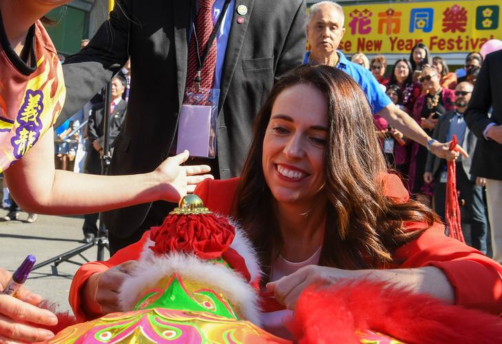 2025新澳门天天开奖记录下载和华人成新西兰女首富与华人成新西兰女首富是谁